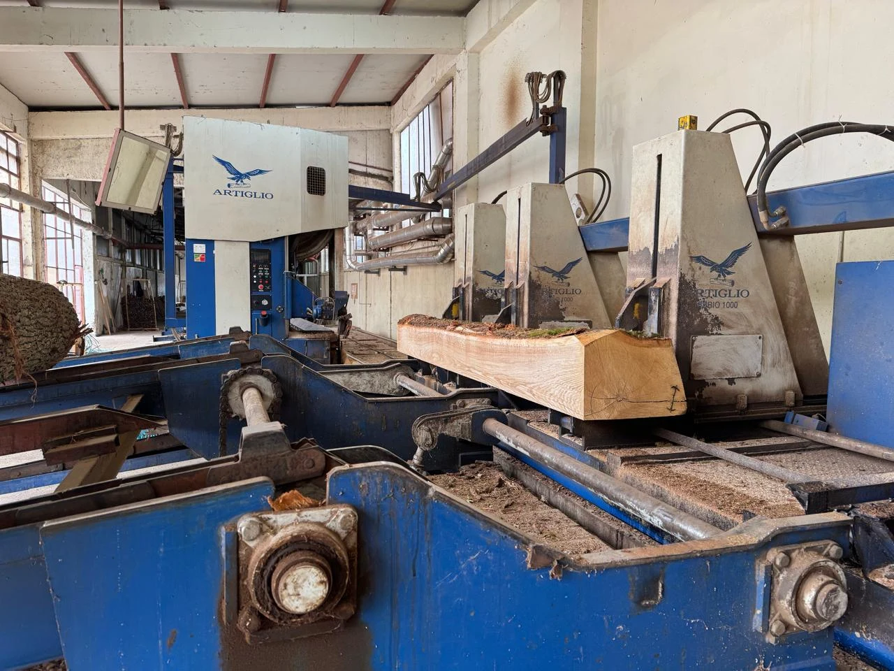 Band saw line at the mill
